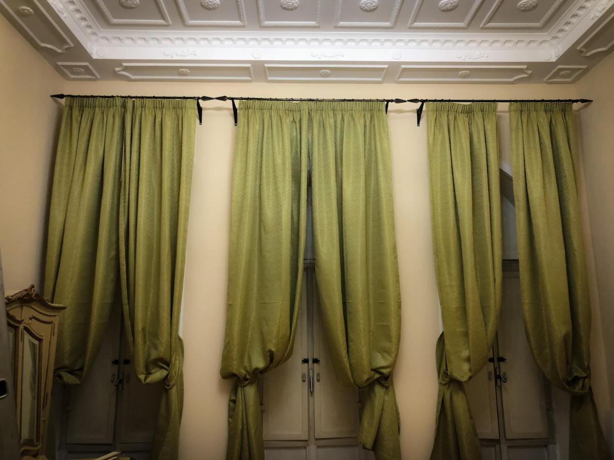 Palazzo Capece Lejlighed Caivano Eksteriør billede