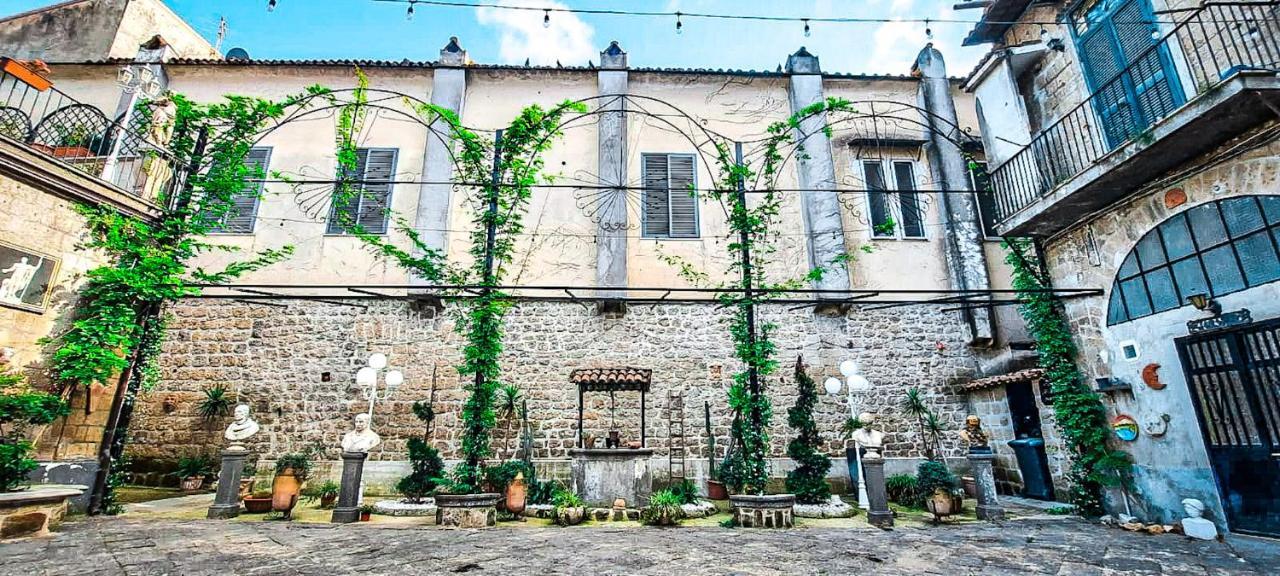 Palazzo Capece Lejlighed Caivano Eksteriør billede